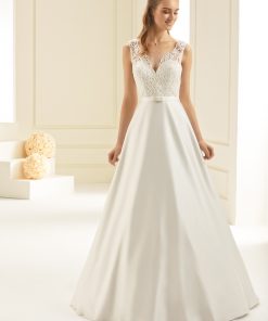 Brudklänning från Bianco Evento, Brudkjole, Brudklänning i Spets, brudklänning Chiffong, brudklänning i Tyll