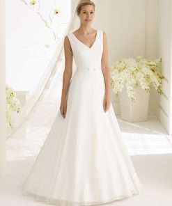 Brudklänning från Bianco Evento, Brudkjole, Brudklänning i Spets, brudklänning Chiffong, brudklänning i Tyll