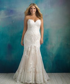 Brudklänning, brudkjole, Plus size, Curves, Brudklänning i spets Allure Bridal, Allure Woman