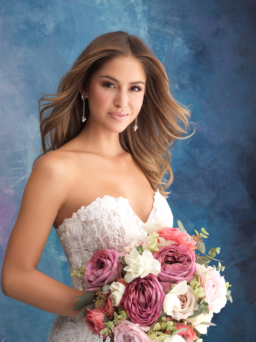 Brudklänning, bröllopsklänning, Bröllopskläder. Bröllopsbutik, Sofia Bianca, Morlilee, Ronald Joyce, Bröllopsbutik Malmö