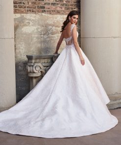 Brudklänningar LO'Adoro, Malmö, bröllopsbutik Malmö, brudklänningar, bröllopsklänningar, brudkjoler, brudkjole