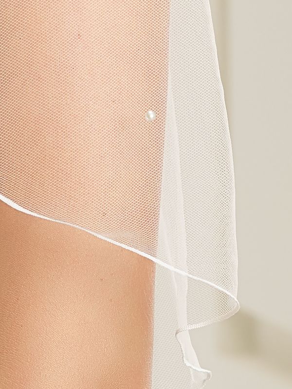 Brudslöja, slöja, Underkjol, Brudskor, Brudsmycken, Hårsmycken.