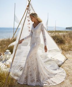 Brudklänning från HerveParis i bohemisk stil. enkla brudklänningar, Bröllopsbutik i Malmö, Bröllopsklänning, Skåne, Bröllopklänning, Brudkjole