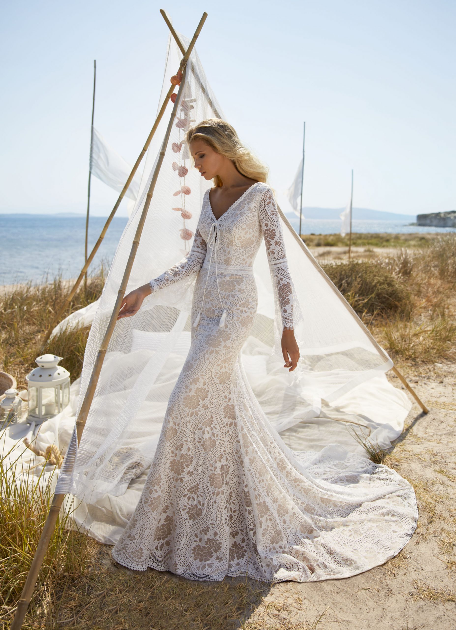 Brudklänning från HerveParis i bohemisk stil. enkla brudklänningar, Bröllopsbutik i Malmö, Bröllopsklänning, Skåne, Bröllopklänning, Brudkjole