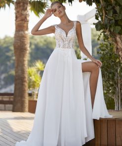 Brudklänning från HerveParis i bohemisk stil. enkla brudklänningar, Bröllopsbutik i Malmö, Bröllopsklänning, Skåne, Bröllopklänning, Brudkjole