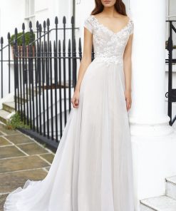 Brudklänning från Adore by Justin Alexander, Bröllopsklänning, brudklänning skåne, brudklänning Malmö, Brudkjole köpenhamn, Skånebröllop, bröllopsbutik Malmö, brudklänningsbutik Malmö