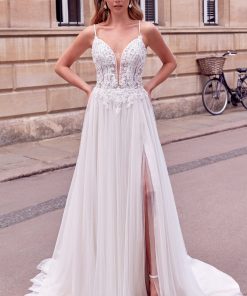 Brudklänning från Adore by Justin Alexander, Bröllopsklänning, brudklänning skåne, brudklänning Malmö, Brudkjole köpenhamn, Skånebröllop, bröllopsbutik Malmö, brudklänningsbutik Malmö