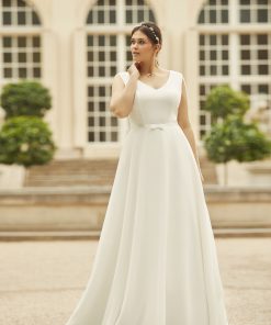 Brudklänning från bianco Evento , Plussize, Bröllopsklänning, brudklänning skåne, brudklänning Malmö, Brudkjole köpenhamn, Skånebröllop, bröllopsbutik Malmö, brudklänningsbutik Malmö, billig brudklänning, Brudklänning för 5000kr