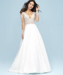 Brudklänning från Allure Bridals, Bröllopsklänning, brudklänning skåne, brudklänning Malmö, Brudkjole köpenhamn, Skånebröllop, bröllopsbutik Malmö, brudklänningsbutik Malmö