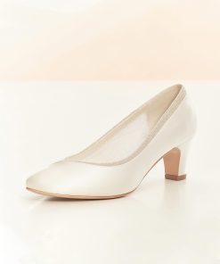 Brudskor från Bianco evento, Avalia shoes, vita brudskor, Ivory brudskor, brudskor i spets, brudskor i satin