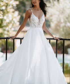 Brudklänning från Allure Bridals, Bröllopsklänning, brudklänning skåne, brudklänning Malmö, Brudkjole köpenhamn, Skånebröllop, bröllopsbutik Malmö, brudklänningsbutik Malmö