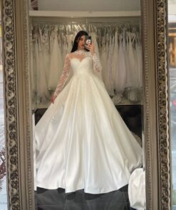 Brudklänning från Giafora Couture, Bröllopsklänning, brudklänning skåne, brudklänning Malmö, Brudkjole, köpenhamn, Skånebröllop, bröllopsbutik Malmö, brudklänningsbutik Malmö, Prinsessbröllop, Prinsessbrudklänning, Stora brudklänningar, Turkiska brudklänningar, Gelinlik, Sima Couture, فستان عروس، فستان عرس، فستان فرح، مالمو، كوبنهاغن، فساتين زفاف تركيا، فستان فخم