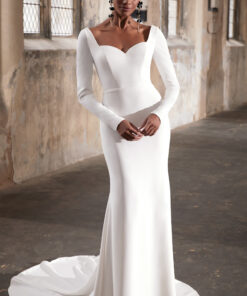 Brudklänning från Adore by Justin Alexander, Bröllopsklänning, brudklänning skåne, brudklänning Malmö, Brudkjole köpenhamn, Skånebröllop, bröllopsbutik Malmö, brudklänningsbutik Malmö