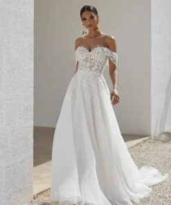 Brudklänning från Adore by Justin Alexander, Bröllopsklänning, brudklänning skåne, brudklänning Malmö, Brudkjole köpenhamn, Skånebröllop, bröllopsbutik Malmö, brudklänningsbutik Malmö