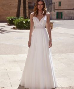 Brudklänning Aria från Bianco Evento