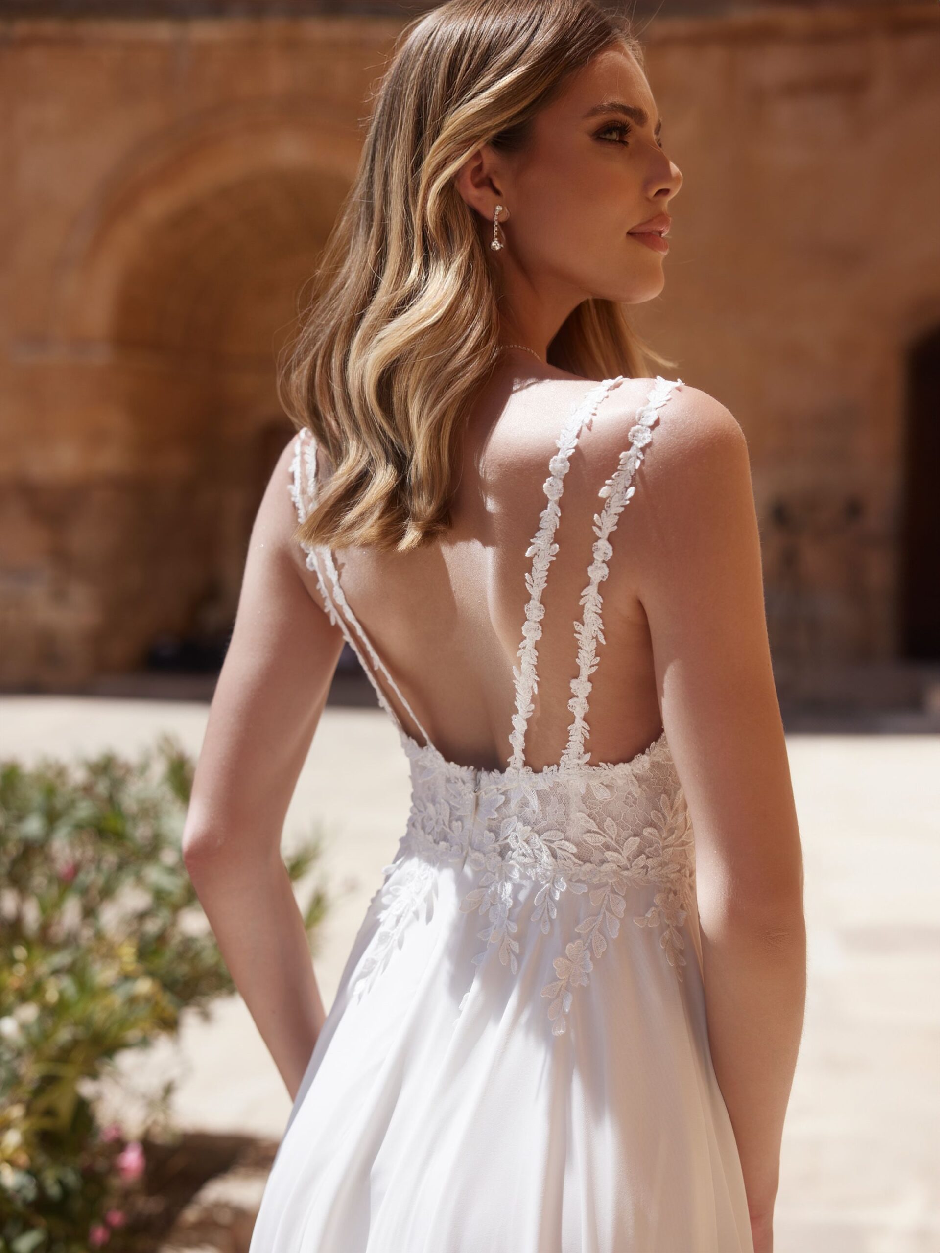 Brudklänning Kerena från Bianco Evento - Bild 3