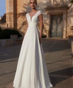 Brudklänning Klarysa från Bianco Evento