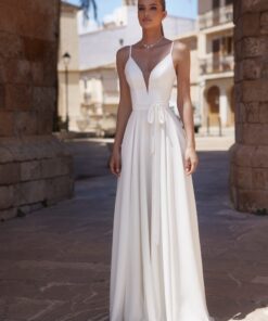 Brudklänning Melinda från Bianco Evento