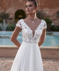 Brudklänning Olena från Bianco Evento