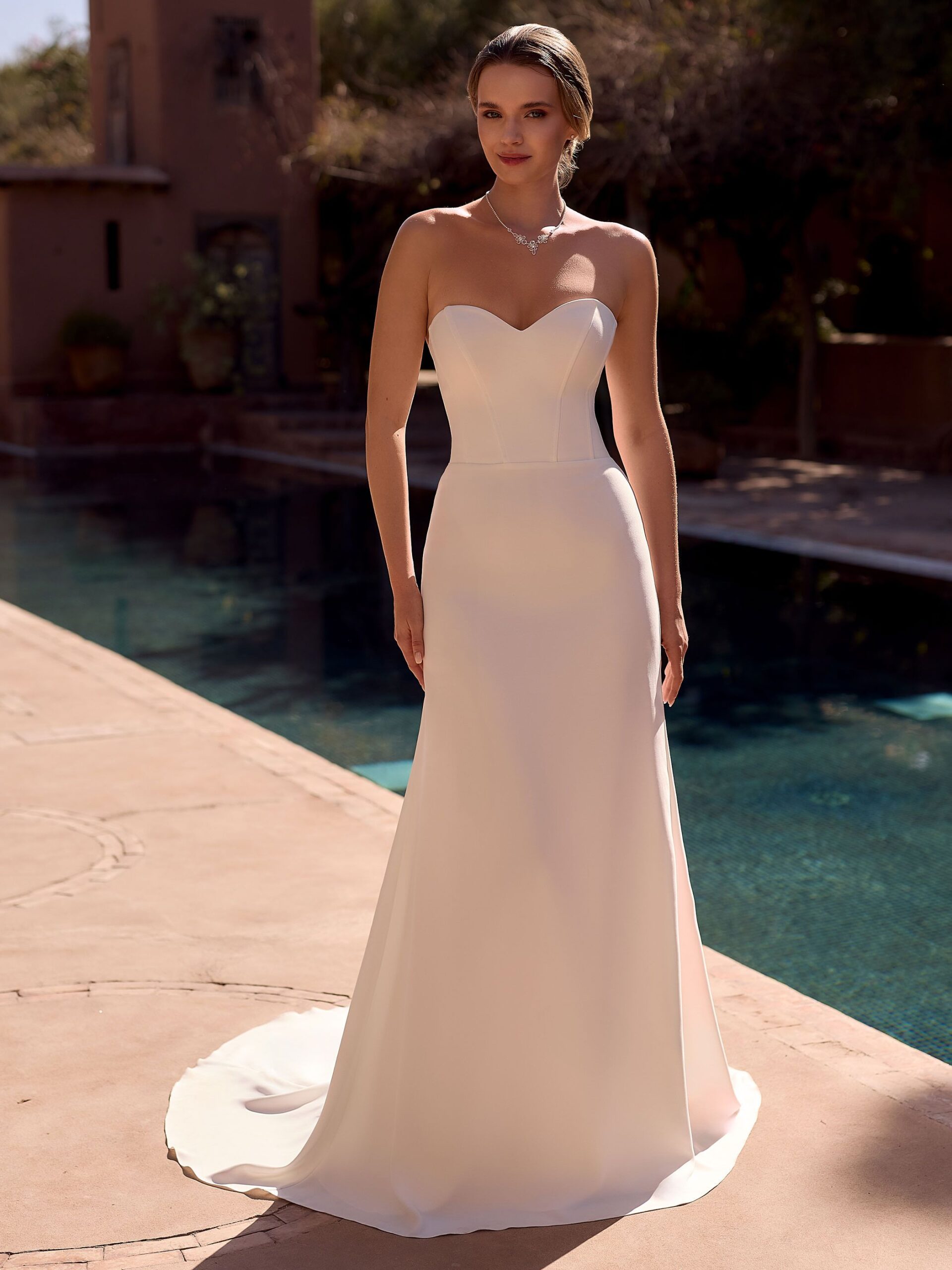 Brudklänning Nuvia från Bianco Evento