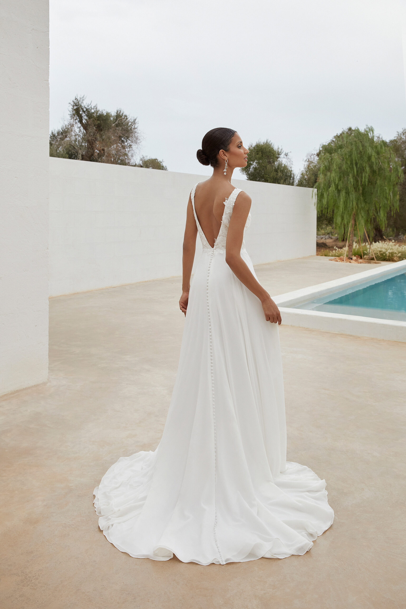 Brudklänning Annamarie (11355) från Adore by Justin Alexander - Bild 2